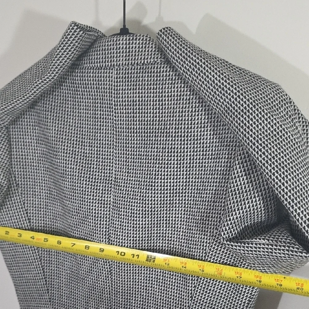 Harve Benard Houndstooth Wool Blazer